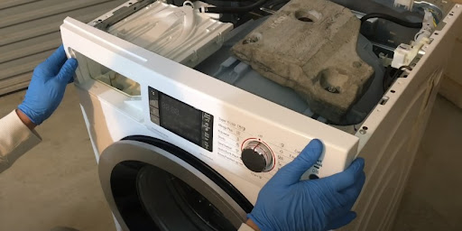 Ремонт стиральных машин Whirlpool в Сланцах – сервис от Мастер24, цены от 2066 руб