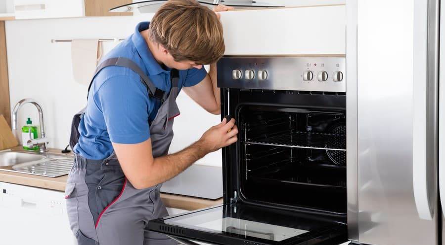 Установка духового шкафа в Сланцах в октябре