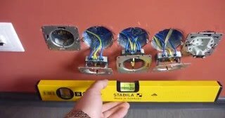 Установка розеток в Сланцах в октябре