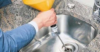 Устранение засоров в трубах и канализации в Сланцах в октябре